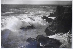 Fotografía original en blanco y negro de Monterey Surf California de colección de los años 40 por Everitt 14x9. - Imagen 1 de 9
