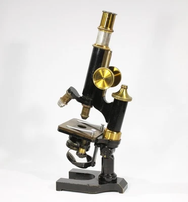 Microscopio Leitz 1895, número de serie 33271 Foto 1 de 4