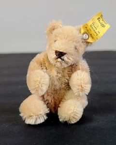 Older Miniature Steiff Teddy Bear, Sitting 2 3/4" tall. - Picture 1 of 5