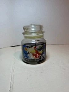 Yankee Candle Witches' Brew Medium Jar Black Wax Burn Time 90 Hours 14.5 oz - Picture 1 of 2