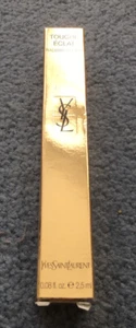 YSL Touche Eclat Radiant Touch Highlighter & Concealer in 2 Luminous Ivory 2,5ml - Bild 1 von 11