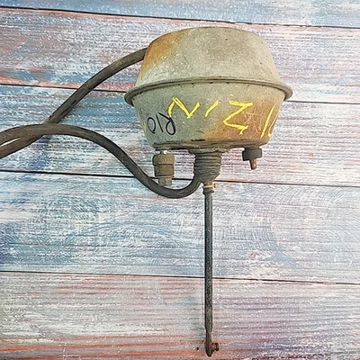 Lincoln Continental Mark III 1971 actuador de puerta de faro de vacío OEM para piezas Foto 1 de 4