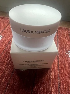 Laura Mercier Translucent Loose Setting Powder Ultra Blur Talc Free .7 oz - Picture 1 of 3