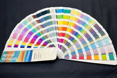 PANTONE 9104-P Color Formula Guide Solid Matte 1998 - 12th Printing VTG - Image 1 of 4