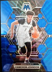 2022-23 Panini Mosaic Cameron Johnson #14 Blue Prizm Brooklyn Nets - Imagen 1 de 2