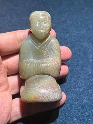 China old Han Dy white jade carved woman figure statue 汉代白玉忌坐仕女俑 - Image 1 of 4