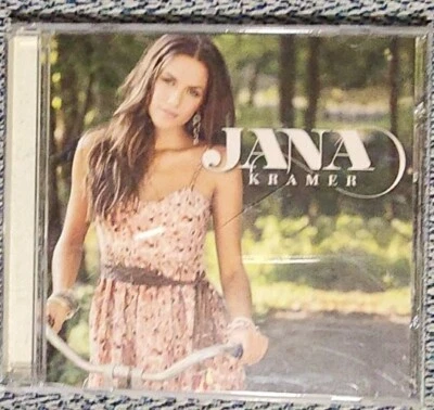 Jana Kramer - Image 1 of 2