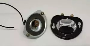 Renault R16 - PK 5823  - Veilleuse de plaque arrière NEUVE - Imagen 1 de 4