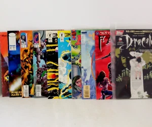 10 Comic Books Mixed Lot Dark Horse Sirius Topps DC Image First Showcase Vintage - Picture 1 of 12