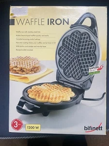 Waffle Iron with 5 Heart Shaped Pieces - Picture 1 of 3