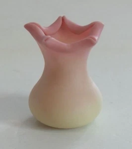 Mt. Washington BURMESE Art Glass Vase, c. 1880's - Picture 1 of 8