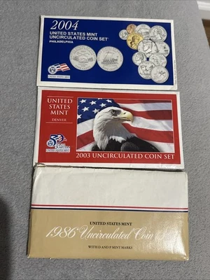 2003-2004 Uncirculated Coin Set U.S Mint - Image 1 of 2