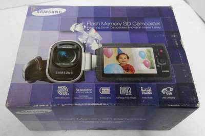 Samsung Camcorder SMX-F40BN SD Flash Memory Handheld 65x Black New In Box - Image 1 of 4