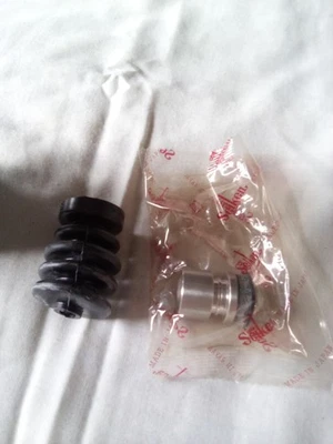 Kit de reparación de cilindro esclavo embrague Toyota Land Cruiser 1975-1985 - principal Foto 1 de 4