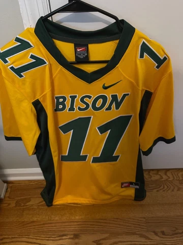 NORTH DAKOTA STATE Nike Team Bison Football Carson Wentz #11 Jersey L Excellent Cover