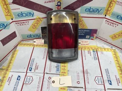 92-94 FORD ECONOLINE E-150 CONDUCTOR LUZ TRASERA IZQUIERDA LUZ TRASERA LÁMPARA con arnés enchufe Foto 1 de 4