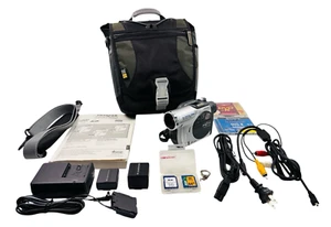 Hitachi DZ-MV730A DVD Camcorder with 16x Optical Zoom, Bundle TESTED!! - Picture 1 of 22