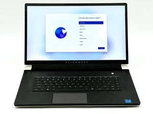 Alienware x17 R1 - i7-11800H - 16GB RAM - RTX3070 - 512GB SSD (BROKEN CASE) - Picture 1 of 13