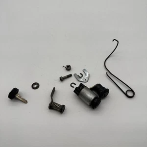 Moto Guzzi V50 Lock Set With One Key E4920 - Picture 1 of 7