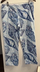Lilly Pulitzer Stuffed Shells RARE Resort Fit Pants Size 8 - Picture 1 of 9