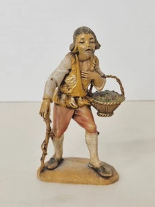 1983 Vintage Depose Fontanini Italy Nativity Figure Levi with Basket #108 - Picture 1 of 6