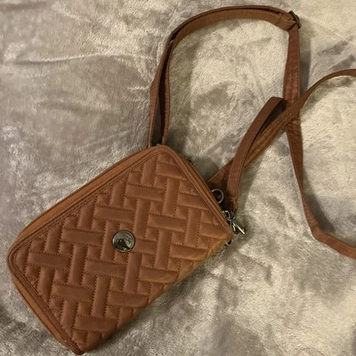 NUEVO Lug Quickstep Convertible Cartera Bandolera Viaje RIFD Bolso Negro Acolchado  Foto 1 de 4