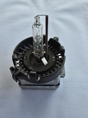 PHILIPS D1S 35W  HID XENON HEADLIGHT BULB  GERMANY  - Image 1 of 4