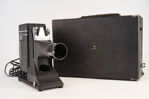 SVE Miniature Projector Model AK for 35mm Mounted Slides in Case with Lens V27 - Picture 1 of 10