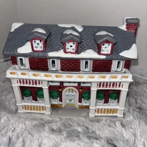 It’s A Wonderful Life Christmas Village Collection Knickerbocker Inn - Picture 1 of 4