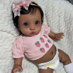 16" Reborn Baby Doll Toddler Girl Black Skin Short Hair Cloth Body Exquisite Toy - Bild 1 von 2
