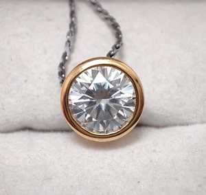 8.5 mm Round Cut White Moissanite Classic Pendant, Yellow Gold Anniversary Gift - Picture 1 of 9