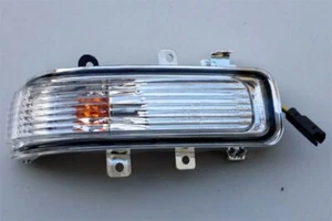 Spiegelblinker rechts RAV 4 III Hilux VII Pick up Previa III Baujahre beachten - Bild 1 von 1
