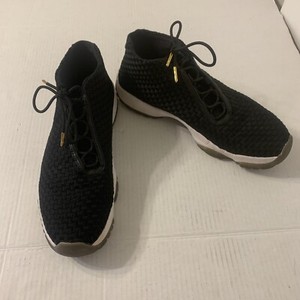 Las mejores ofertas en Jordan Future Negro Dorado Metálico | eBay