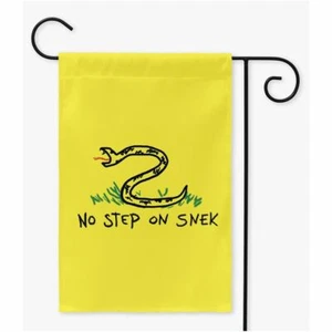 No Step on Snek Yard Flag - Don't Tread on Me Snake Funny Gadsden Parody Meme - Picture 1 of 6