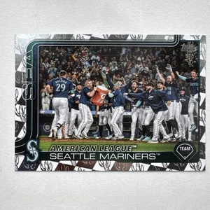 ⭐🦄 2025 Topps Serie 1 - Seattle Mariners #96 Entrenamiento Primavera 🆓📦 - Imagen 1 de 2