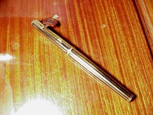 * PARKER PREMIER FOUNTAIN PEN ALL 22K GP, ATHENS PATTERN, 1988 - Picture 1 of 9