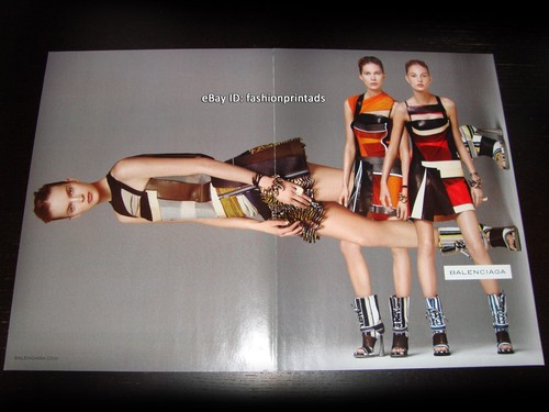 BALENCIAGA ANNUNCIO STAMPA 2 pagine primavera 2010 MIRTE MAAS Iselin Steiro STEVEN MEISEL