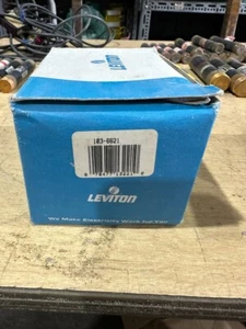 LEVITON 103-6621 FIXTURE  B282 - Picture 1 of 1