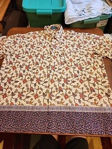 Batik Halus Wira Darma Para hombres GRANDE 8 S/S Multicolor Floral Abotonado Usado en Excelente Condición GB22 - Imagen 1 de 10