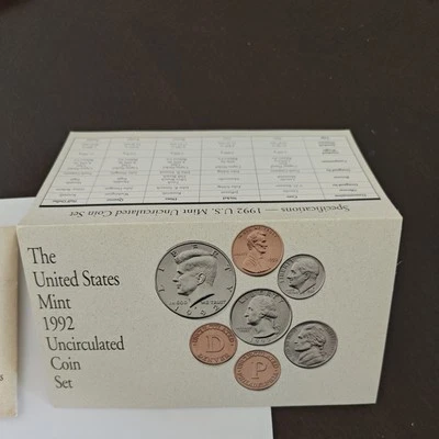 1992 United States Mint Uncirculated Coin Sets D and P OGP - Image 1 of 4