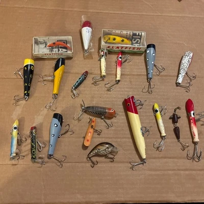 Vintage Lure Lot Fishing Sea Saltwater Freshwater Wood Plastic Rare New And Used Foto 1 de 4