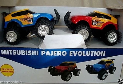ВНЕДОРОЖНИК MITSUBISHI PAJERO EVOLUTION, НАБОР ИЗ 2 СПОРТИВНЫХ ГРУЗОВИКОВ С ФРИКЦИОННЫМ ПРИВОДОМ, КРАСНЫЙ, СИНИЙ - Изображение 1 из 4