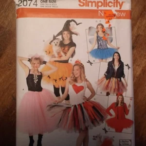 Simplicity No-Sew Costume Pattern 2074 Misses Small Dog ~One Size ~ NOS - Picture 1 of 2