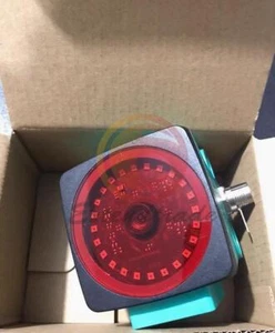 UN nuevo lector de códigos Pepperl+Fuchs PXV100-F200-R4-V19 - Imagen 1 de 1