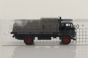 1/64 Scale Corgi for Commer Flatbed for Pickfords Sheeted Load Model Collection - Picture 1 of 7