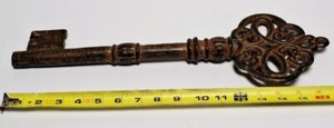 Heavy Metal Cast Iron Decorative Patina Key Wall Décor 4lbs in weight 16" x 5" - Picture 1 of 10
