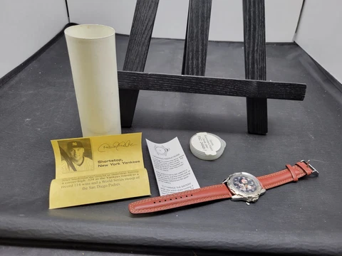 Vintage Derek Jeter Avon Superstar Wrist Watch Rare 1999 Cover
