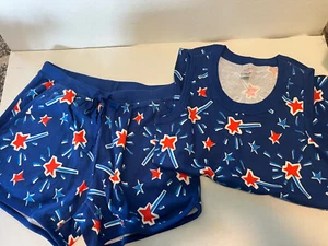 Hannah Anderson Erwachsene klein rot weiß blau Shorts und Tanktop 4. Juli - Bild 1 von 6