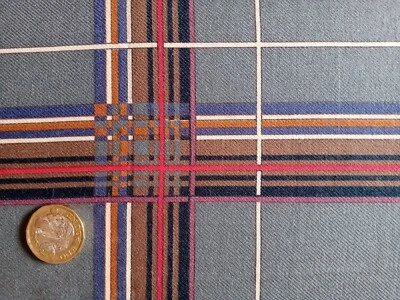 Vintage remnant geometric -  Liberty of London JUBILEE fabric approx 133 x 29 cm - Image 1 of 2