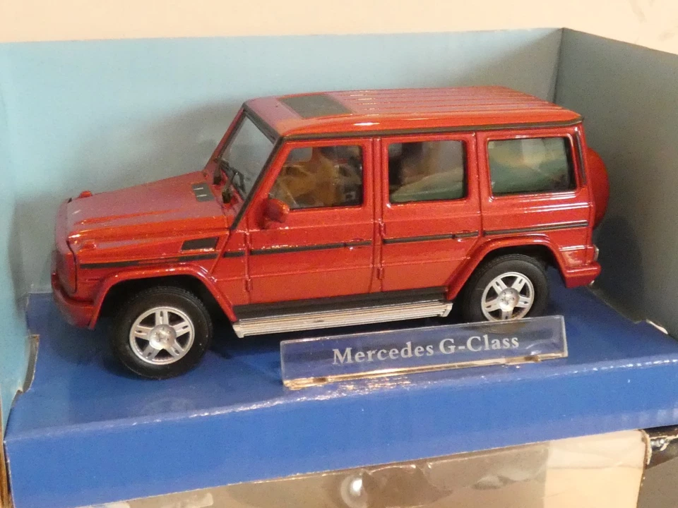 Miniature Mercedes Class G Cararama 1/43 - Photo 1/2